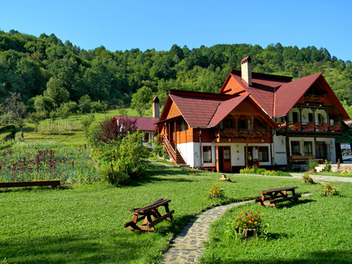 Vacan Mai Multe Trasee Montane Din Ar Au Fost Deja Amenajate I