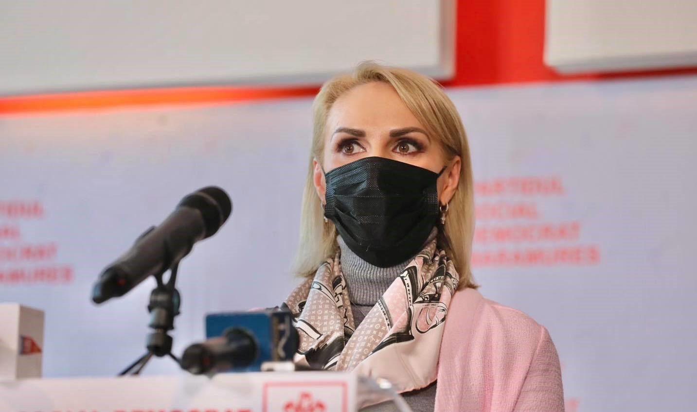 Gabriela Firea Anun C I Sus Ine Pe Cei De La Aur N Scandalul