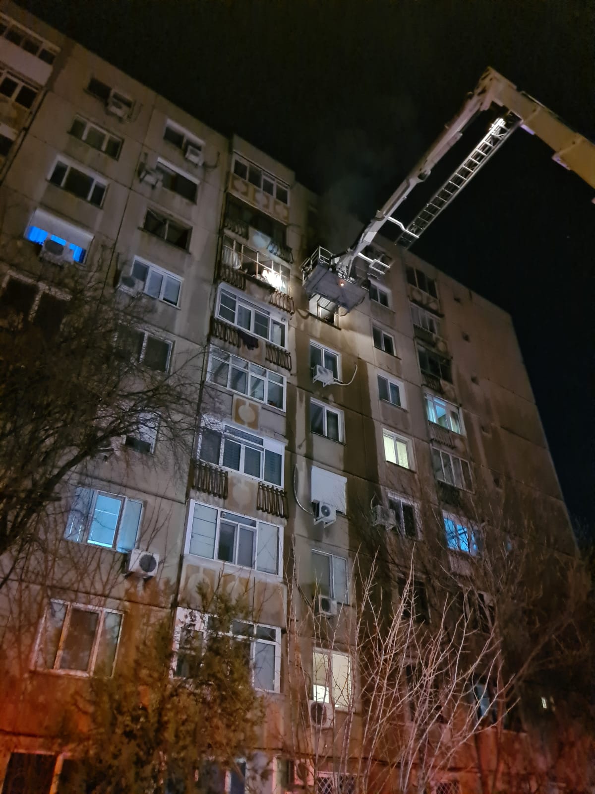 Incendiu Ntr Un Bloc Din Sectorul Al Capitalei