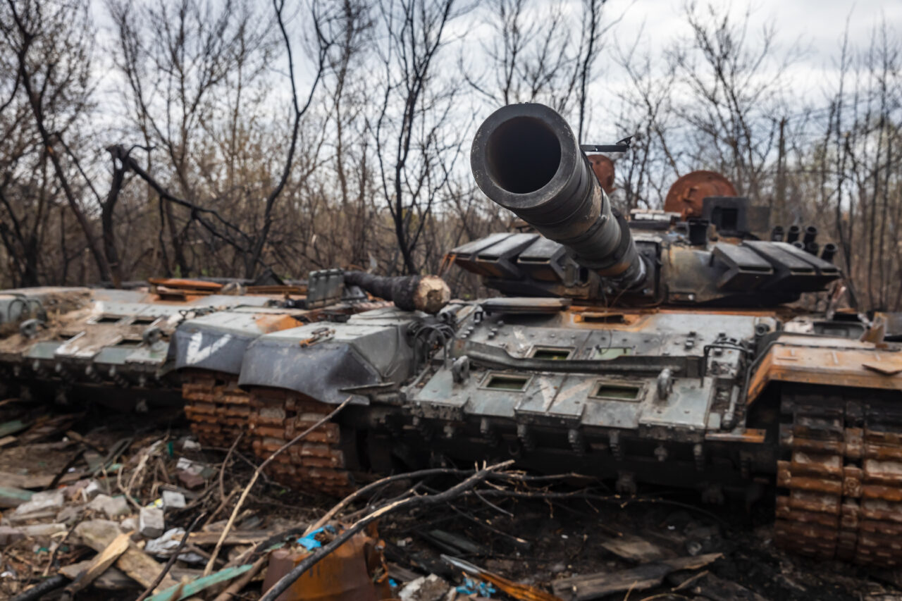 Război în Ucraina, ziua 601. Rusia vrea să neutralizeze apărarea ucraineană în N-E / Putin, vizită în China / Zelenski, anunț important