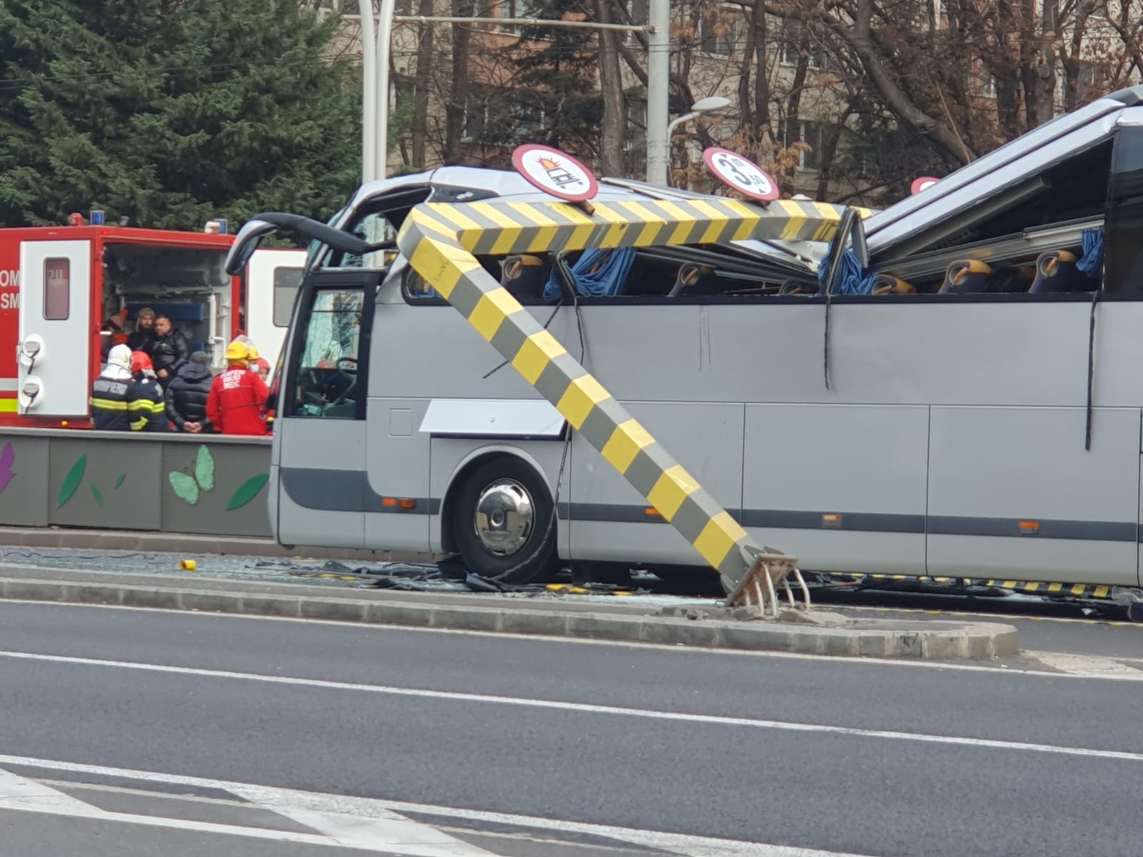 Πέντε από τους Έλληνες τουρίστες που τραυματίστηκαν στη συντριβή της διάβασης της Ένωσης αφέθηκαν ελεύθεροι την Κυριακή