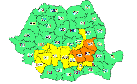 Cod galben și cod portocaliu de ploi și ninsori în mai multe județe din România