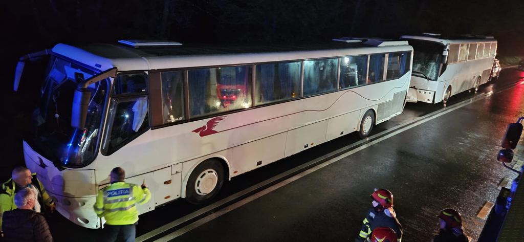 Two coaches were involved in an accident on DN 1, in Sibiu county