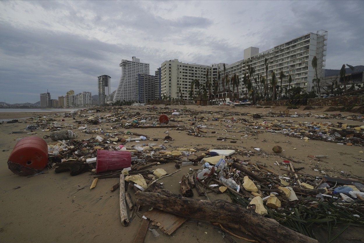 VIDEO | Celebra stațiune Acapulco, distrusă de uraganul Otis