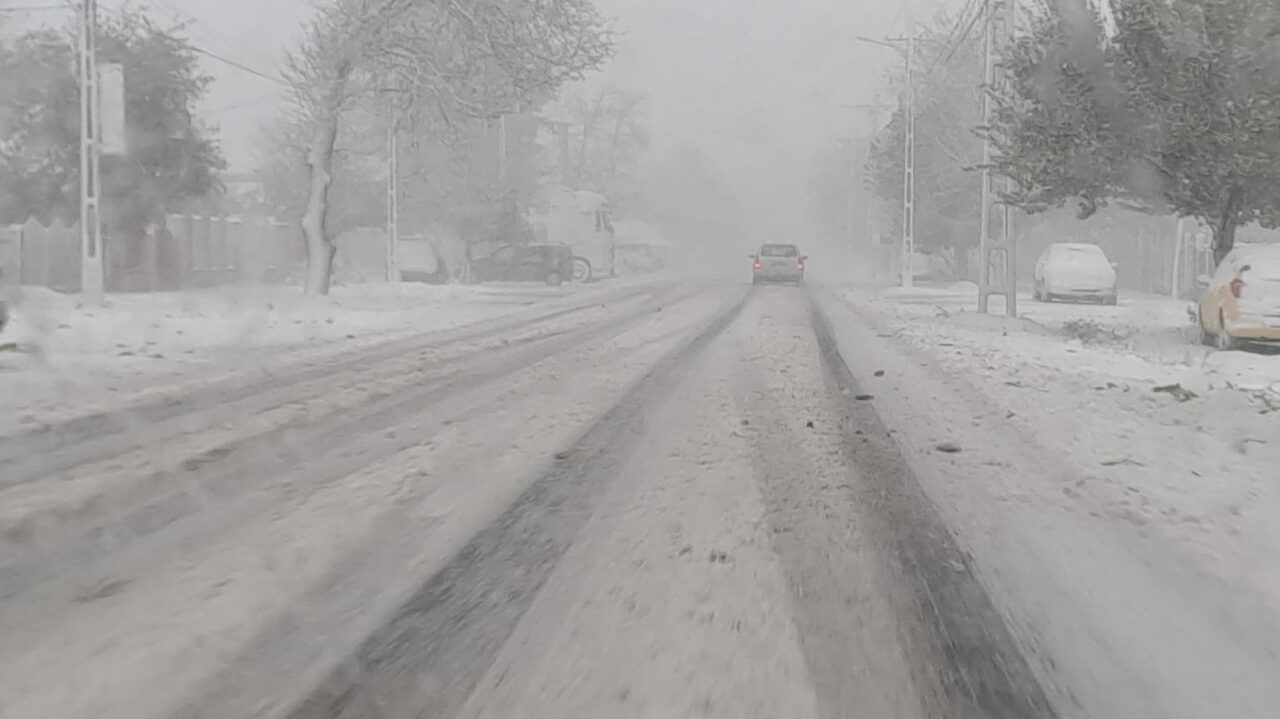 Prognoza METEO pentru următoarele două săptămâni. Unde va ninge, în minivacanța de 1 Decembrie