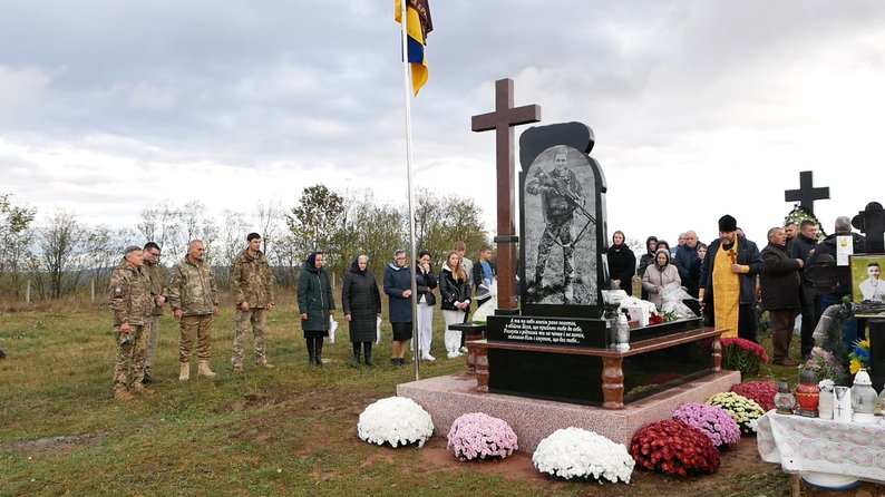 Un grup civic din Ucraina estimează că cel puţin 30.000 de soldaţi ucraineni au murit în războiul declanşat de Rusia