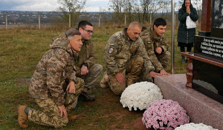 Pavel, un tânăr de 23 de ani care s-a născut în nordul Bucovinei, a MURIT pe front, în timpul luptelor dintre ruși și ucraineni