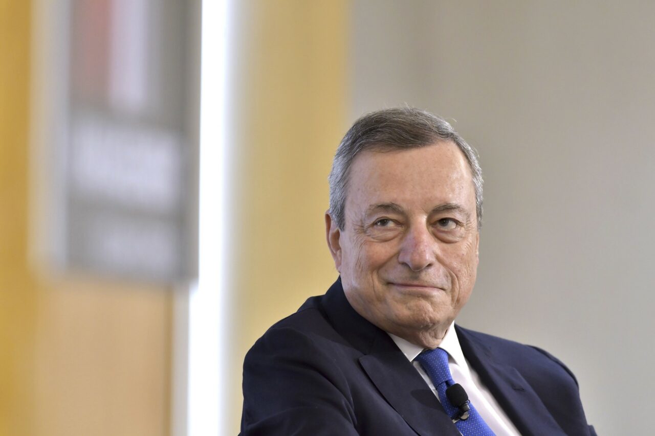 Draghi cere aprofundarea integrării politice la nivelul UE / ”Modelul geopolitic pe care Europa se baza după al II-lea Război Mondial s-a încheiat”