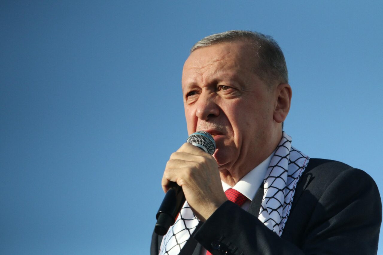 Recep Erdogan condamnă vehement atacurile Israelului în Fâșia Gaza / Egiptul și Qatarul cer armistițiu