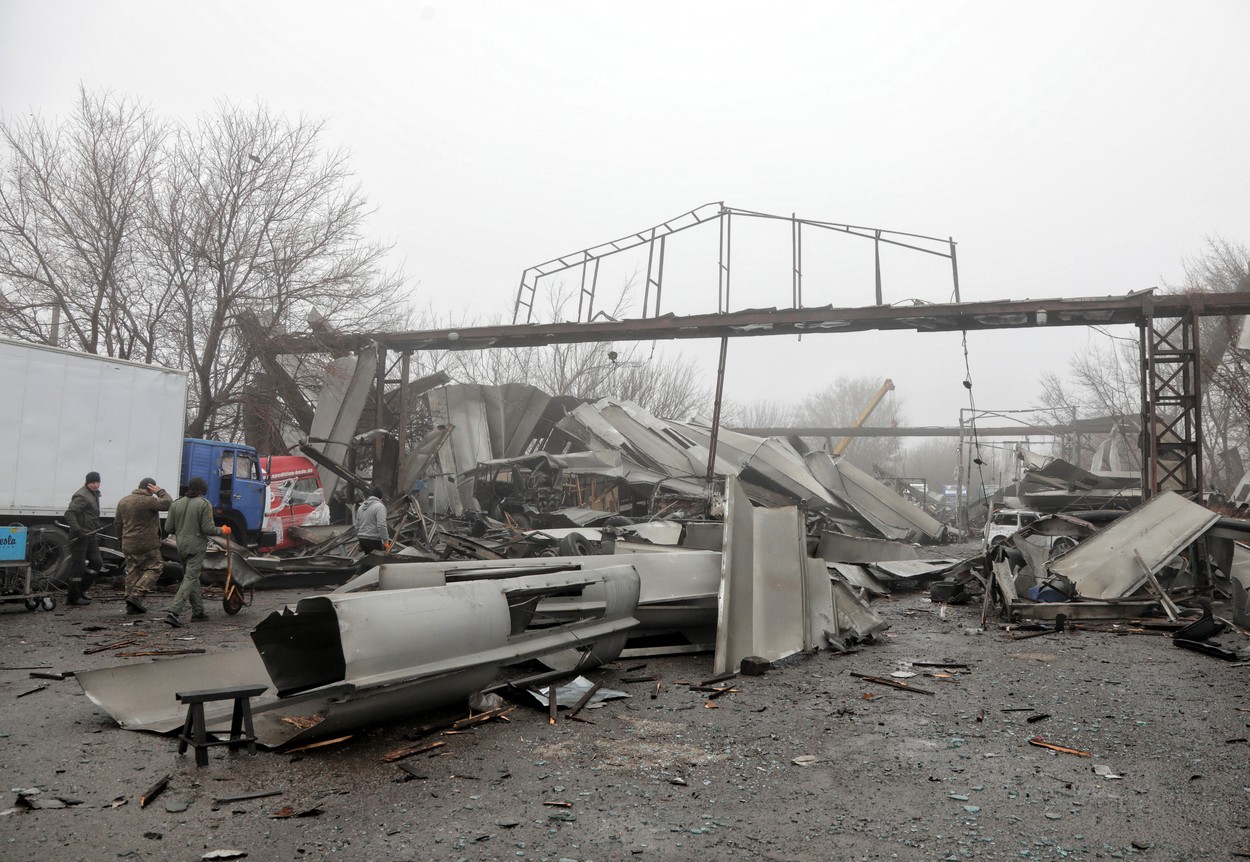 Alertă NATO din cauza incidentelor aeriene produse la frontiera României /Putin anunță că peste 600.000 de militari luptă în Ucraina