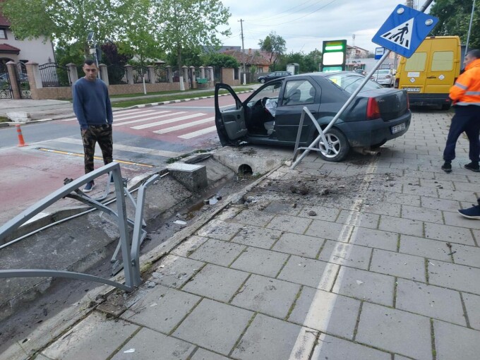 Accident în zona primului limitator inteligent de viteză / Sursa foto: Știrile Pro Tv