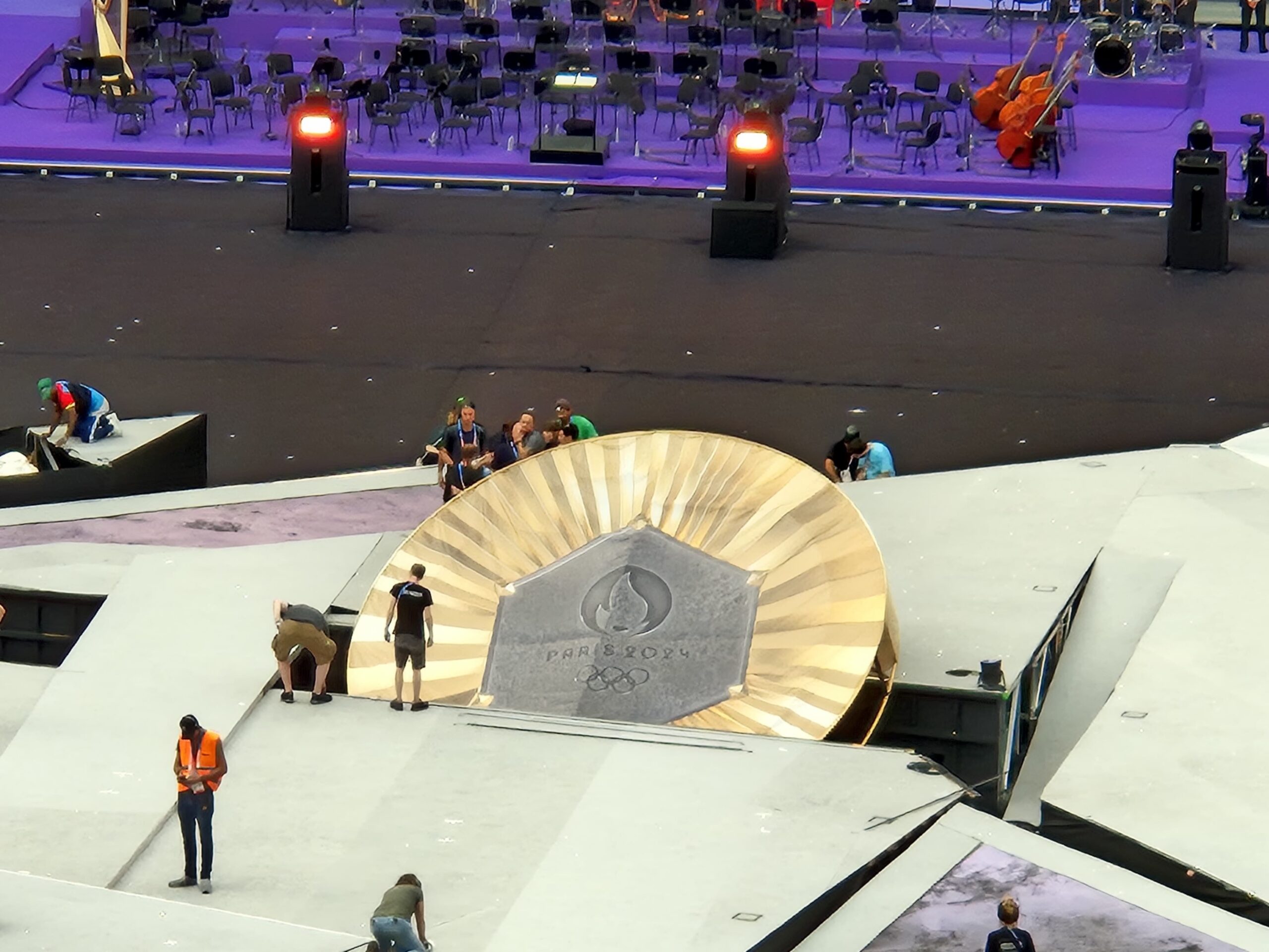 Ceremonia de închidere a Jocurilor Olimpice. Spectacol pe Stade de France. Trei medalii de aur, patru de argint și două de bronz pentru România