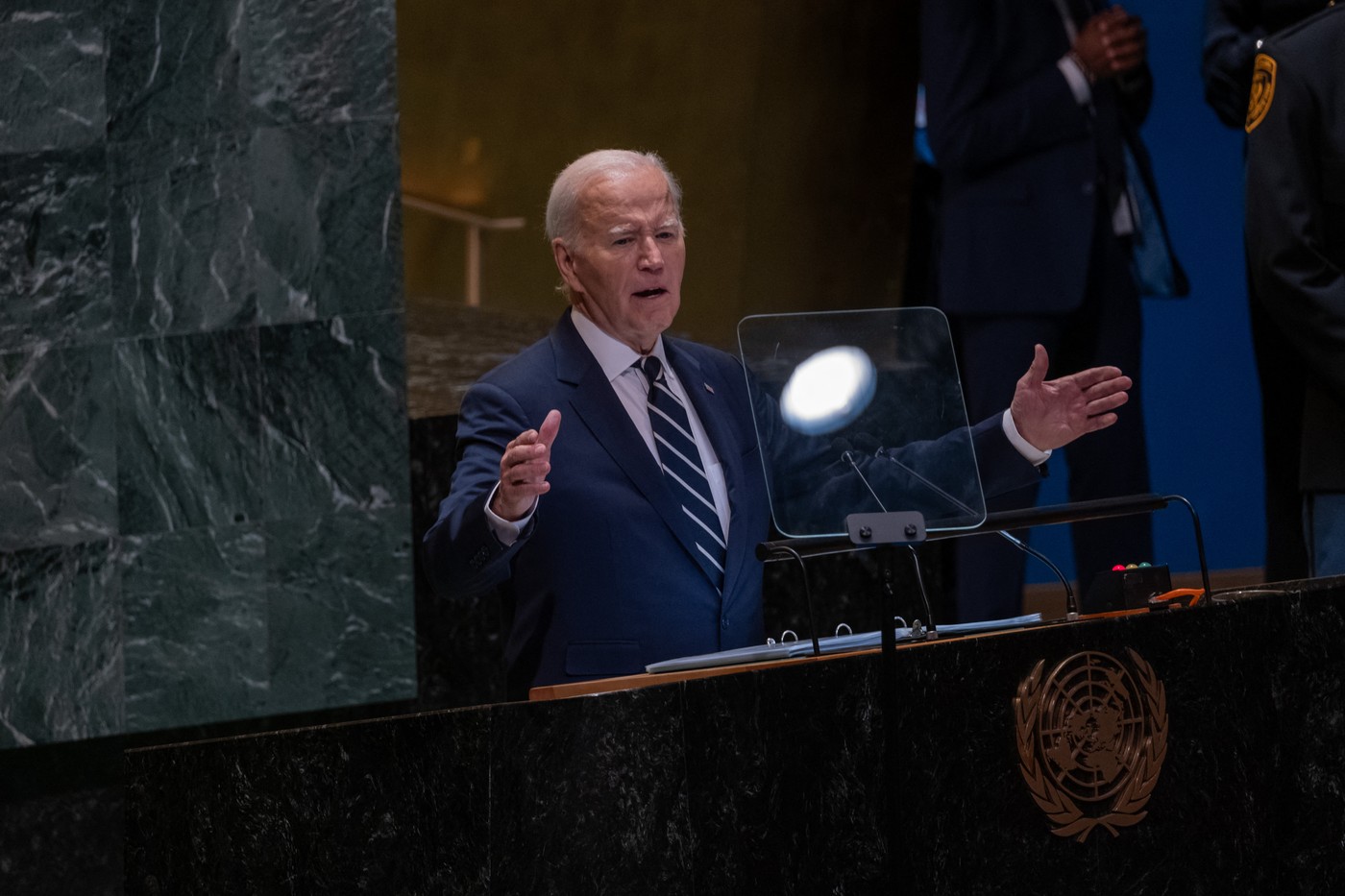 Biden cere evitarea unui război total între Israel și grupul Hezbollah /Comandant islamist, vizat de un bombardament israelian în Beirut