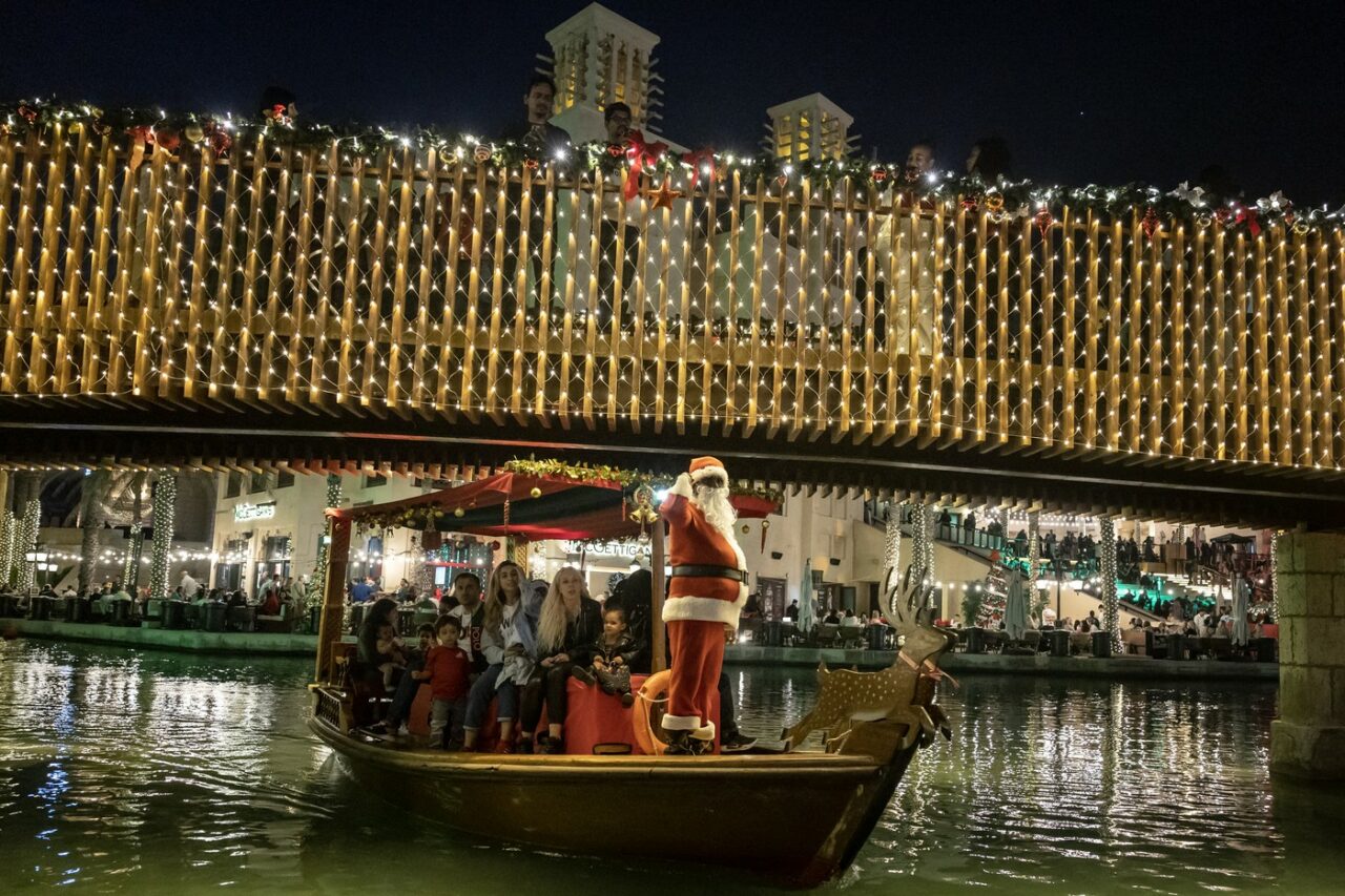 Moș Crăciun, în Dubai. Sursa Foto: Profimedia 